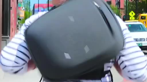 黑科技旋转背包